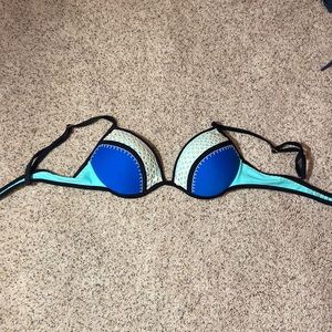 bikini top